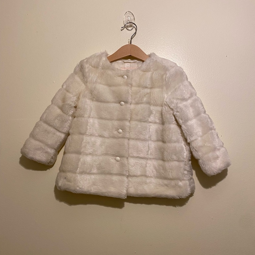 Janie and Jack Cream Faux Fur Puffer Jacket. Size 18-24m